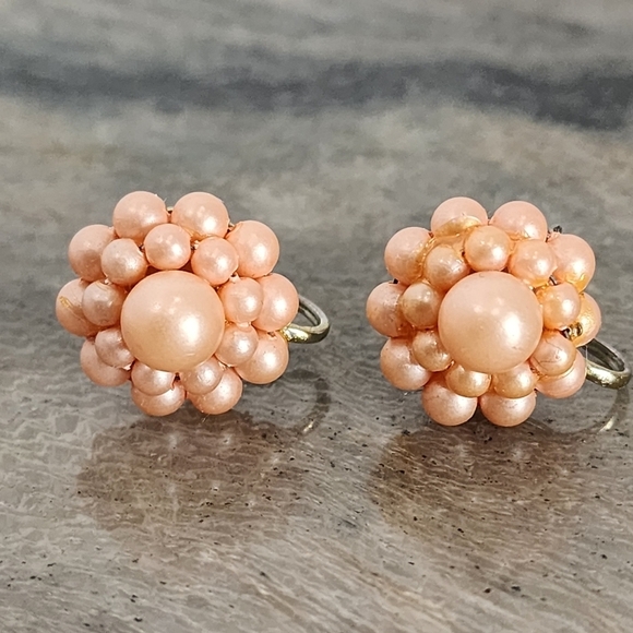 Vintage Pink Cluster Screw Back Earrings - Picture 6 of 7